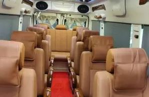 8 Seater Tempo Traveller on Rent in Noida